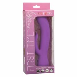 CALEXOTICS – FIRST TIME VIBRADOR COMPLACIENTE RECARGABLE MORADO - intimamenities.com