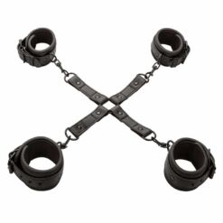 Comprar CALEXOTICS - NOCTURNAL CONECTOR HOG TIE CUERO AJUSTABLE NEGRO al mejor precio - Envíos Discretos