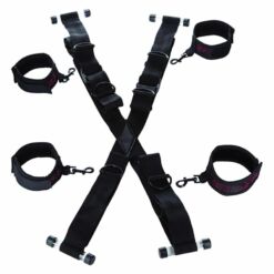 Comprar CALEXOTICS - SCANDAL ESPOSAS CON FORMA DE CRUZ PARA LA PUERTA al mejor precio - Envíos Discretos
