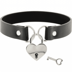 Comprar COQUETTE CHIC DESIRE - COLLAR CUERO VEGANO ACCESORIO CORAZÓN CON LLAVE al mejor precio - Envíos Discretos