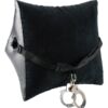 Comprar FETISH FANTASY SERIES - ALMOHADA HINCHABLE POSICION MASTER CON ESPOSAS al mejor precio - Envíos Discretos
