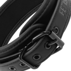 Comprar FETISH SUBMISSIVE - COLLAR CON CADENA CON FORRO DE NEOPRENO al mejor precio - Envíos Discretos