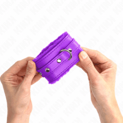 KINK - MUÑEQUERAS FORRADAS PREMIUM VIOLETA CON CORREA VIOLETA AJUSTABLE 17-29 CM X 6 CM - piKanteo | Despierta tu lado más piKante