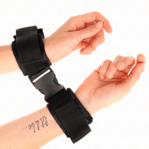 KINK - MUÑEQUERAS NYLON NEGRO MODELO 1 AJUSTABLE 25-35 CM X 6 CM - Imagen 4