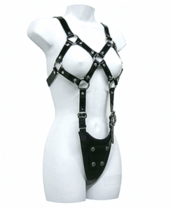LEATHER BODY - EXPOSED BODY WOMAN