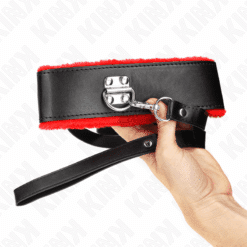 Comprar KINK - COLLAR CON CORREA 116 CM DE PIEL ROJO AJUSTABLE 40-48 CM X 6 CM al mejor precio - Envíos Discretos