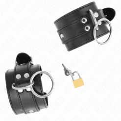 Comprar KINK - MUÑEQUERAS CON BLOQUEO DE CANDADO EN ANILLAS NEGRO AJUSTABLE 20-28 CM X 5.5 CM al mejor precio - Envíos Discretos
