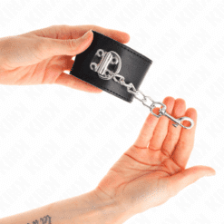 Comprar KINK - MUÑEQUERAS CON CIERRE CANDADO NEGRO AJUSTABLE 16-23 CM X 5.5 CM al mejor precio - Envíos Discretos