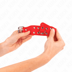 Comprar KINK - MUÑEQUERAS CON DOBLE LÍNEA DE TACHUELAS AJUSTABLE ROJO al mejor precio - Envíos Discretos