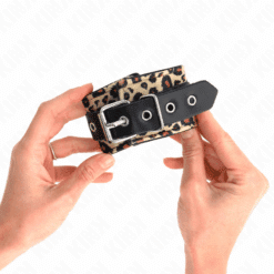 Comprar KINK - MUÑEQUERAS DE CUERO ESTILO LEOPARDO AJUSTABLE 18-29 CM X 5.5 CM al mejor precio - Envíos Discretos