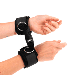 Comprar KINK - MUÑEQUERAS NEOPRENO CON CIERRE DE GANCHO NEGRO AJUSTABLE 22-34 CM al mejor precio - Envíos Discretos