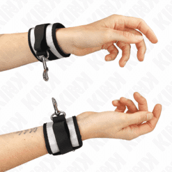 Comprar KINK - MUÑEQUERAS NEOPRENO GRISES 23 X 5 CM al mejor precio - Envíos Discretos
