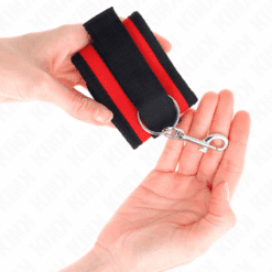 Comprar KINK - MUÑEQUERAS NYLON ROJO-NEGRO MODELO 2 AJUSTABLE 18-35 CM X 6 CM al mejor precio - Envíos Discretos