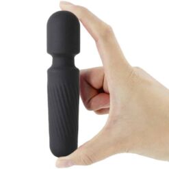 Comprar ARMONY - YOUR MAGIC MASAJEADOR & VIBRADOR RECARGABLE 10 VIBRACIONES NEGRO al mejor precio - Envíos Discretos