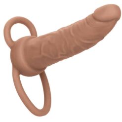 Comprar CALEXOTICS - PERFORMANCE MAXX DOBLE PENETRADOR RECARGABLE PIEL MORENO al mejor precio - Envíos Discretos