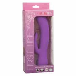 CALEXOTICS - FIRST TIME VIBRADOR COMPLACIENTE RECARGABLE MORADO - piKanteo | Despierta tu lado más piKante