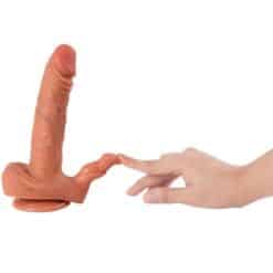SHEQU - JULIAN DILDO Y ESTIMULADOR DE CLÍTORIS CON VIBRACIÓN Y CONTROL REMOTO 16 CM - piKanteo | Despierta tu lado más piKante